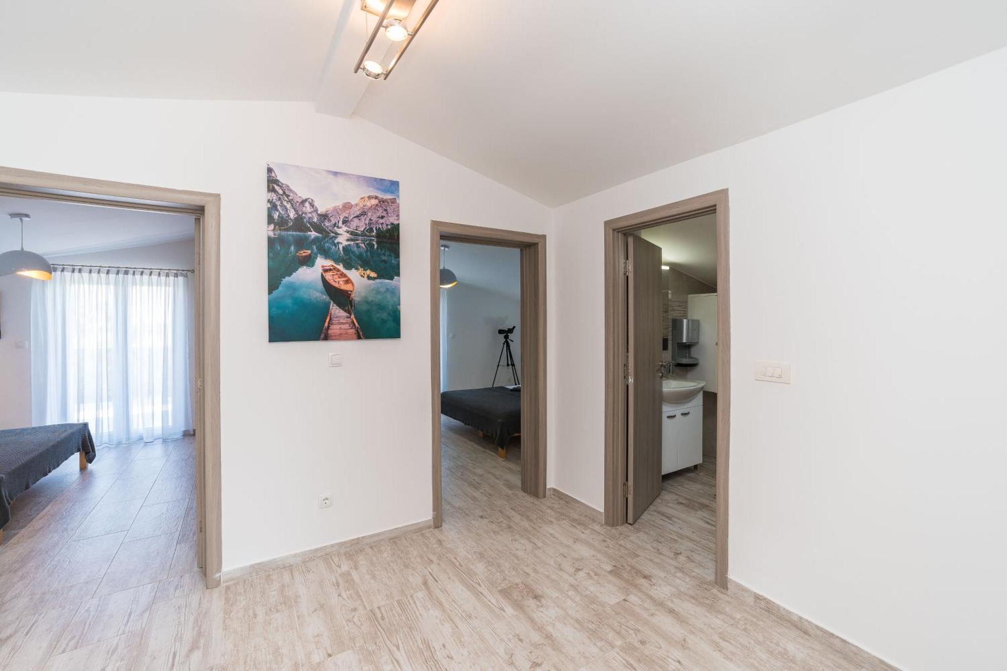 Zara Villa