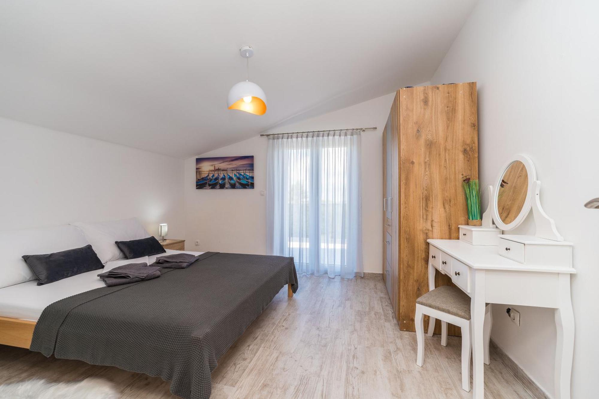 Zara Villa